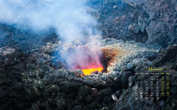 2018年11月直冲云霄的火山喷发日历