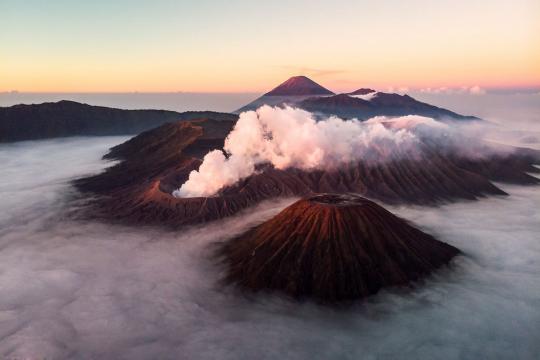 火山之上