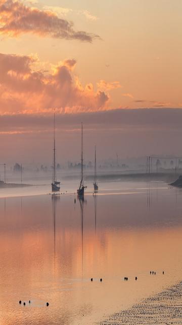 黄昏沙滩美景