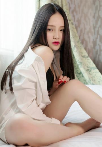 推女神长发美女佩佩Cassie私房照