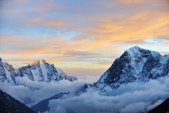 尼泊尔雪山