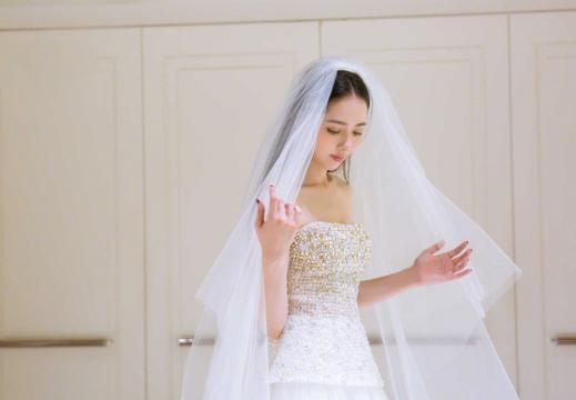 郭碧婷绝美婚纱照